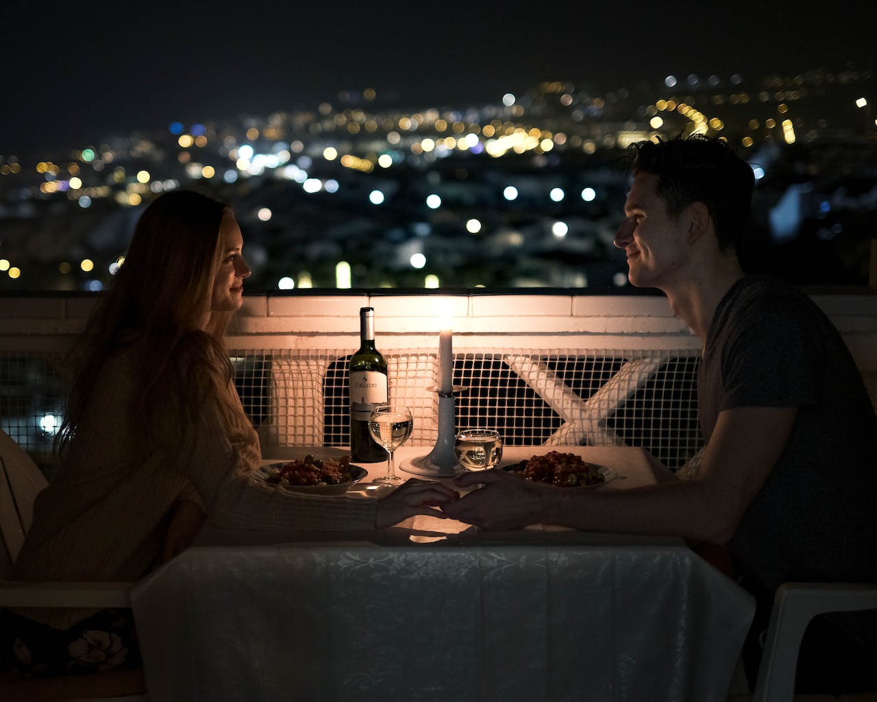 Five Telltale Signs A Taurus Man Is Talking To Another Woman