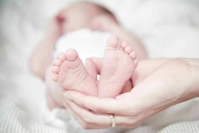 Does White Discharge During Pregnancy Mean Boy or Girl?